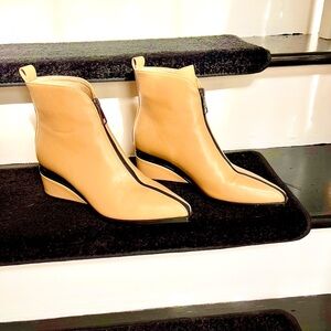 Chic Tan Ankle Booties